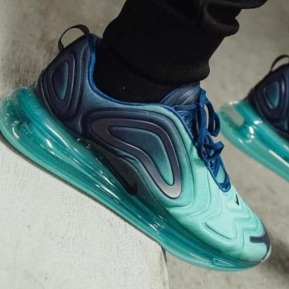 nike air max 720 royal blue